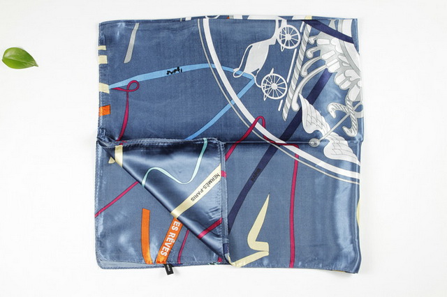 Hermes square scarf 04